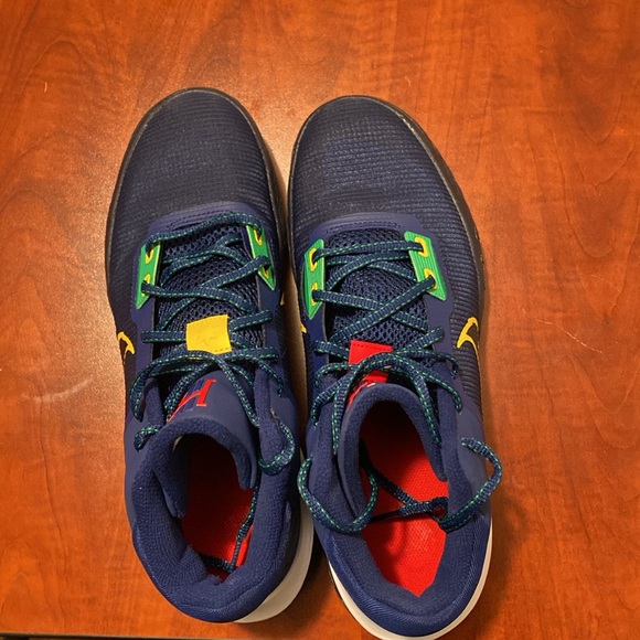 Nike Kyrie flytrap 4 - Picture 4 of 5